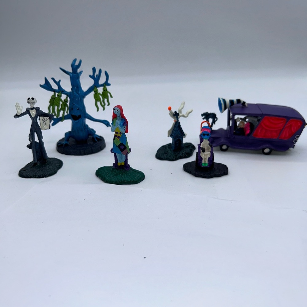 Disney Hawthorne Village Nightmare Before Christmas Figurines
